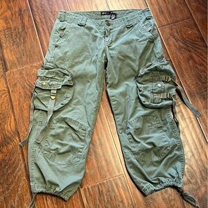 Boa USA Olive Green Cargo Utility Cropped Pants size M
